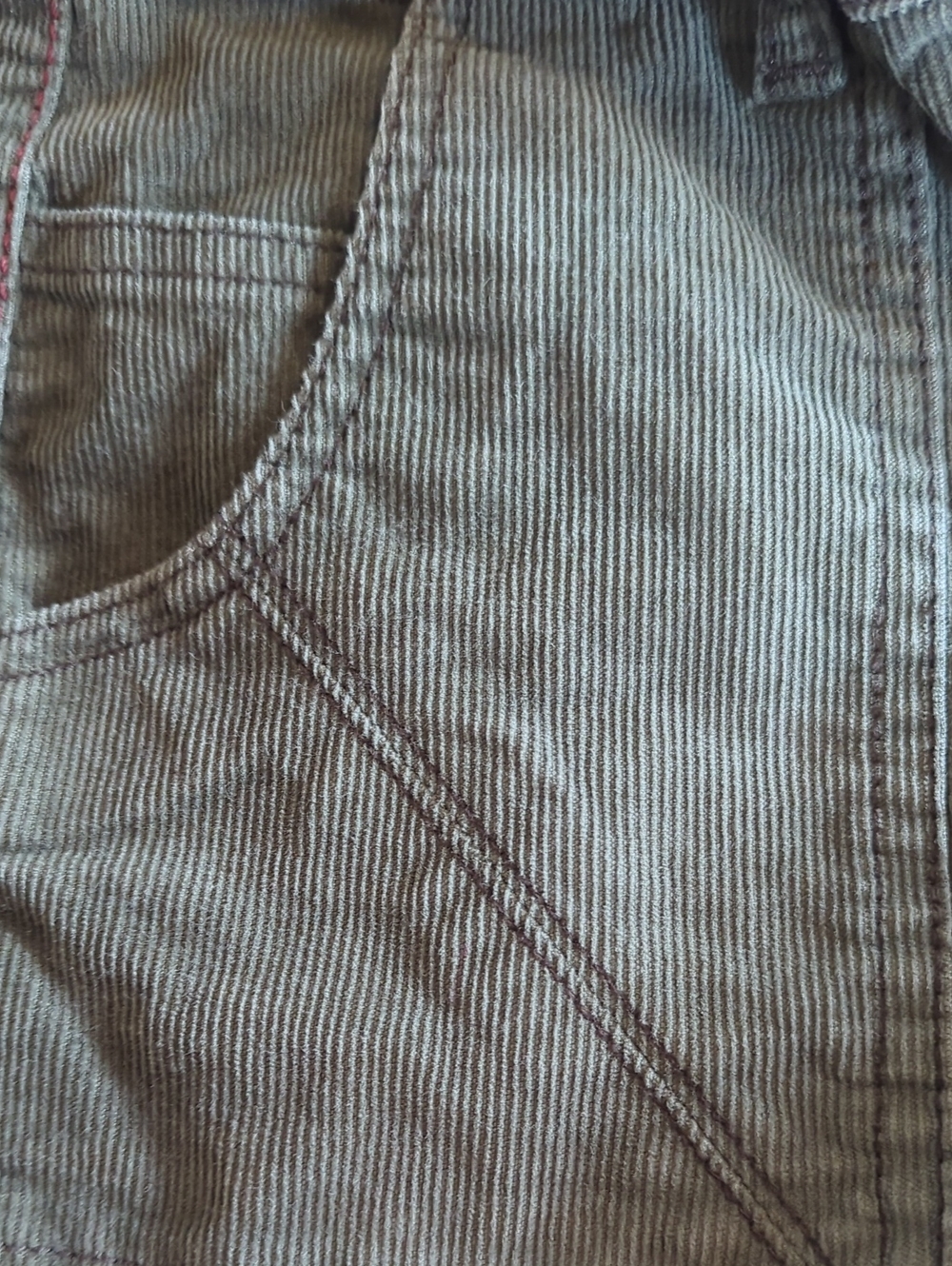 Prana Olive Green Women’s Cargo-Style Shorts - Picture 3 of 5